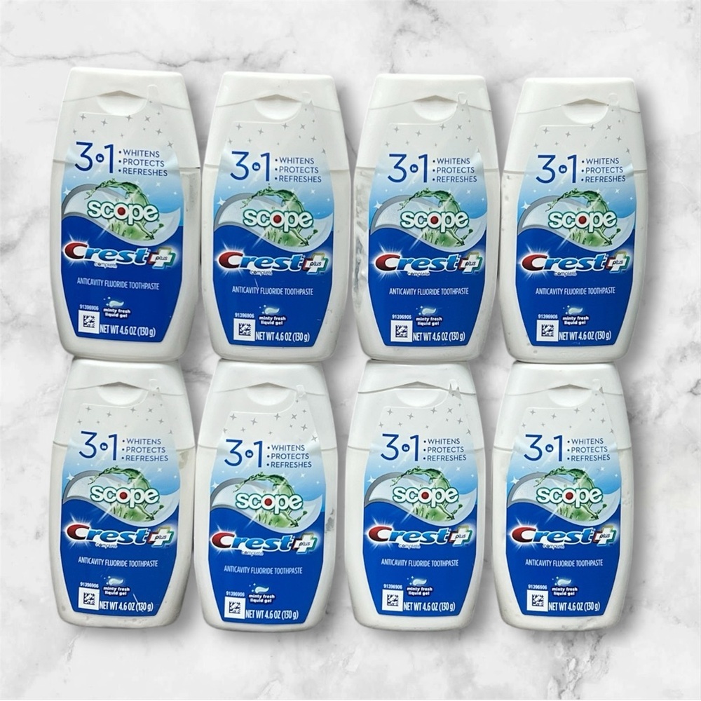 Quantity of 8 Crest Toothpaste with Scope - White and Blue 4.5 oz